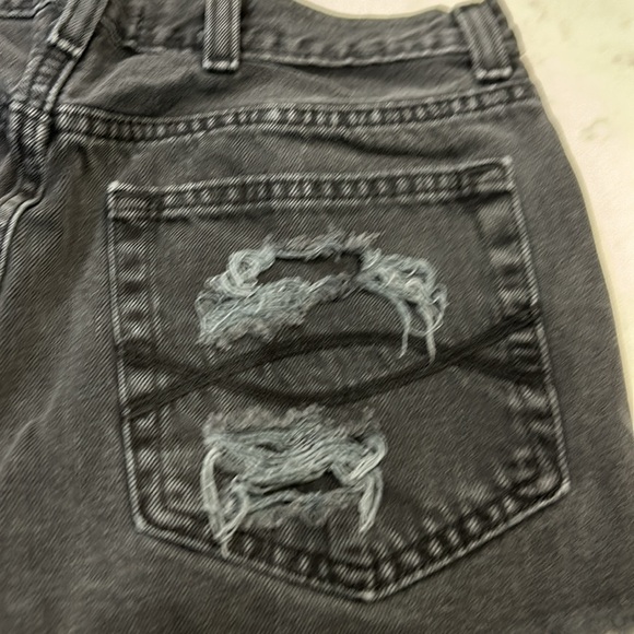 Abercrombie & Fitch black distressed shorts size 2/ w26 - Picture 5 of 9